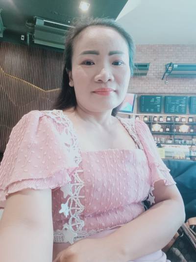 Ticha 40 ans Ubon Ratchathani Thaïlande