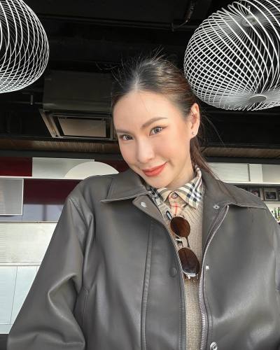 Anong 34 ans Bangkok  Thaïlande