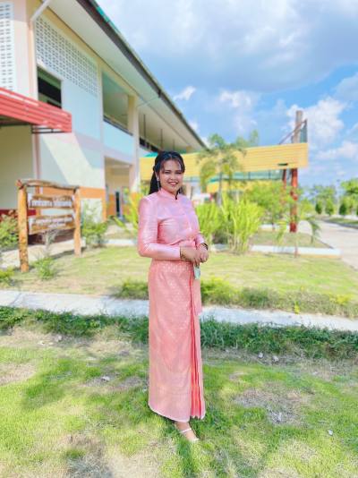 Boonyaphat 31 Jahre Surin Thailand