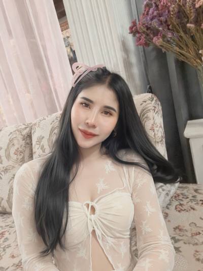 Aranya 30 ans Udon Thani  Thaïlande