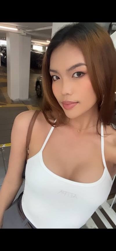 Mary 23 Jahre Huai Khwang  Thailand