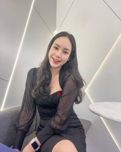 Amira 34 ans Bangkok Thaïlande