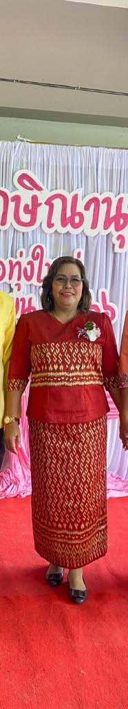 Suzi 61 years Center Thailand