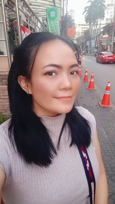 Nikita 35 Jahre Bangkok Sukhumvit  Thailand