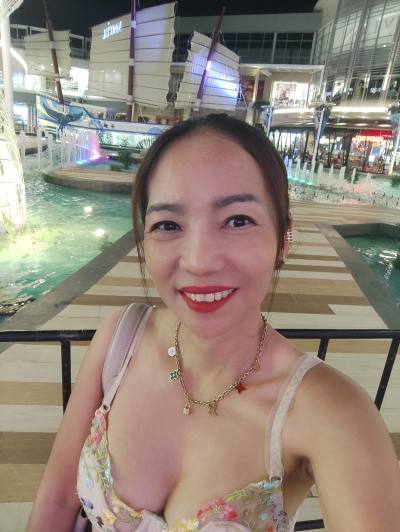 Pookie 47 ans Phuket Thaïlande