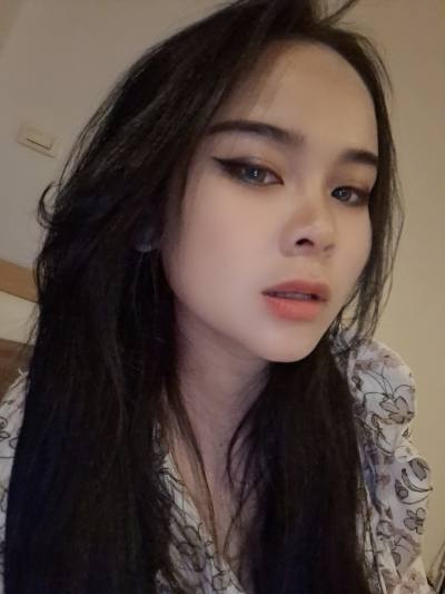 Maymine 28 ans Bangkok  Thaïlande