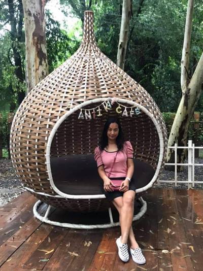 Dee 48 ans Thai Thaïlande