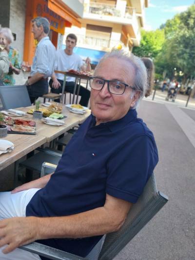 Jean-Jacques  77 ปี Antibes  France