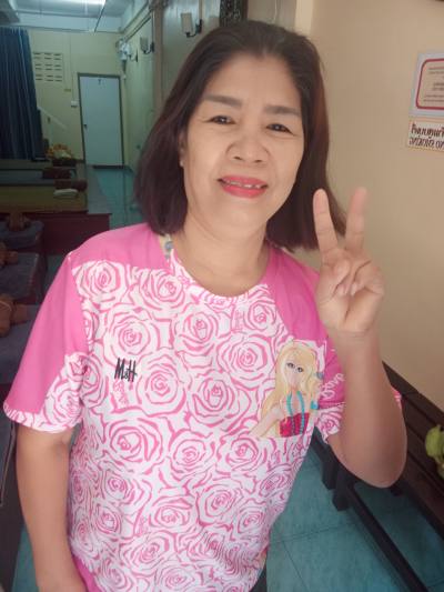 Dararat 56 ans Thai Thaïlande