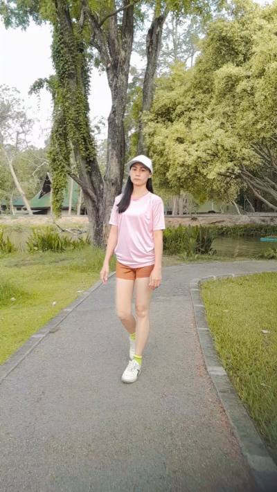 Anya 44 Jahre Sakon Nakhon Thailand