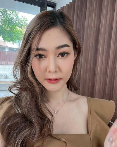 Lilia 34 ปี Bangkok ไทย