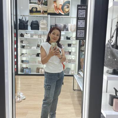 Marisa 45 ans Kamphaeng Pheromones Thaïlande