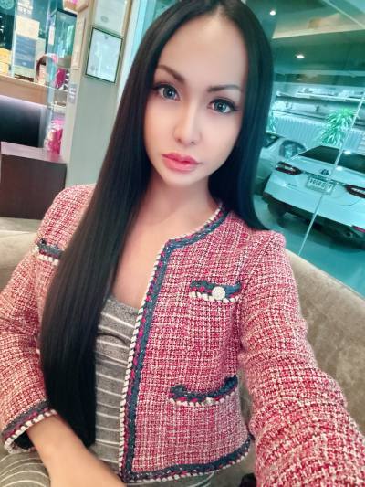 Barbie 26 ans Bangkok  Thaïlande