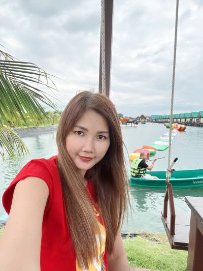 Venus 41 ans Chunburi Thaïlande