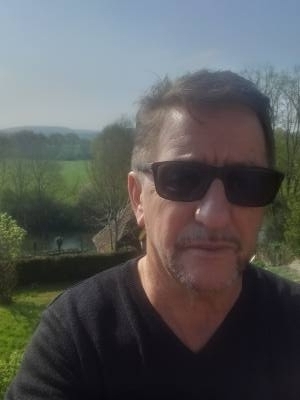 Joel 65 ans St Louis France