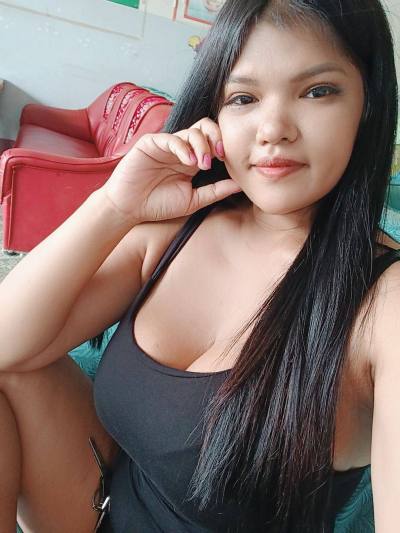 Meena 29 ans Pattaya  Thaïlande