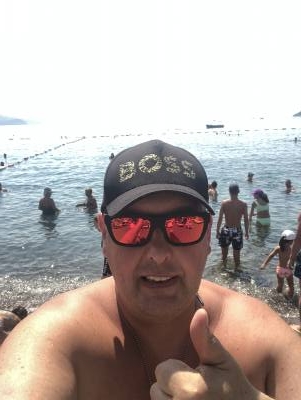 Mirko 58 ans Gera Allemagne