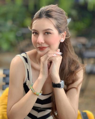 Chariya 33 ปี Bangkok  ไทย